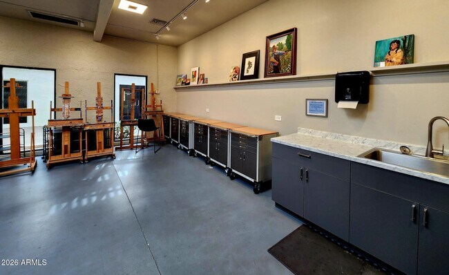 Building Photo - 7830 E Camelback Rd