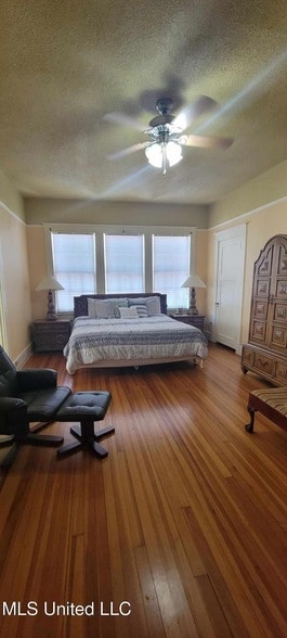 Building Photo - 133 Hopkins Blvd