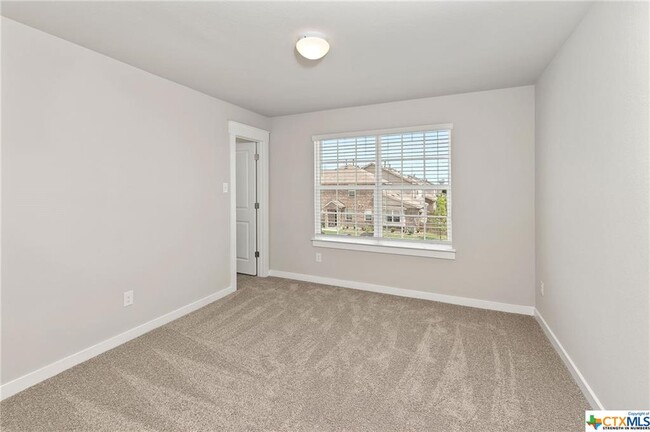 Building Photo - 17102B Carmel Cricket Dr