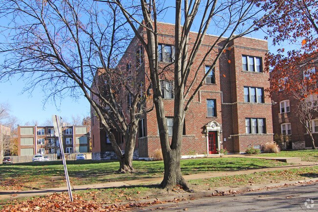 Primary Photo - 708 Interdrive St
