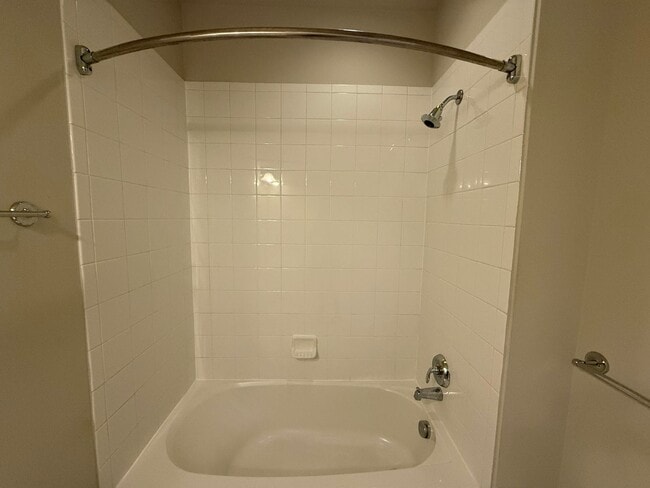 Building Photo - 2126 Avinity Loop