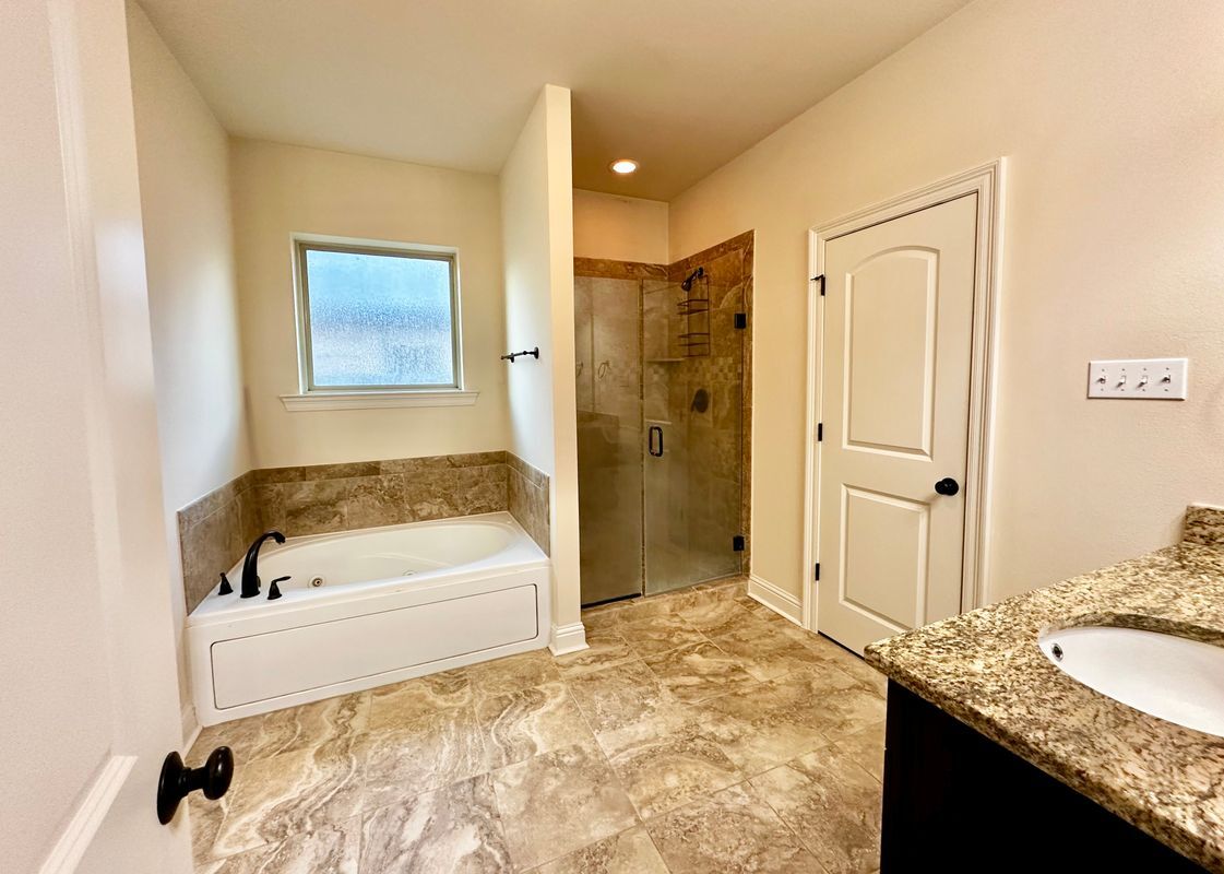 Building Photo - 18176 Old Reserve Dr