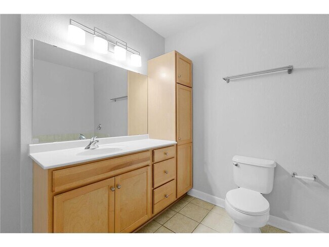 Building Photo - 1155 Ford Rd