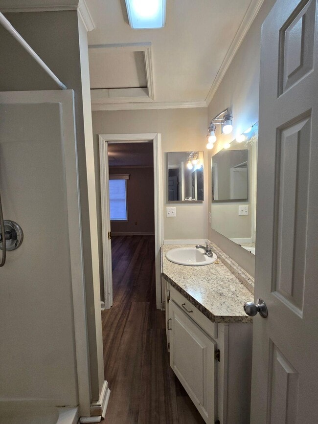 Building Photo - 2370 Wedgefield Rd