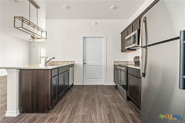 Building Photo - 5119 Rose Petal Ct