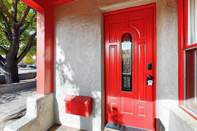 Building Photo - 3503 Berkeley Pl NE