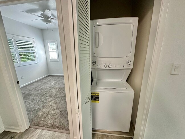 Building Photo - Newly Renovated 2 Bedroom / 1 Bathroom  Un...