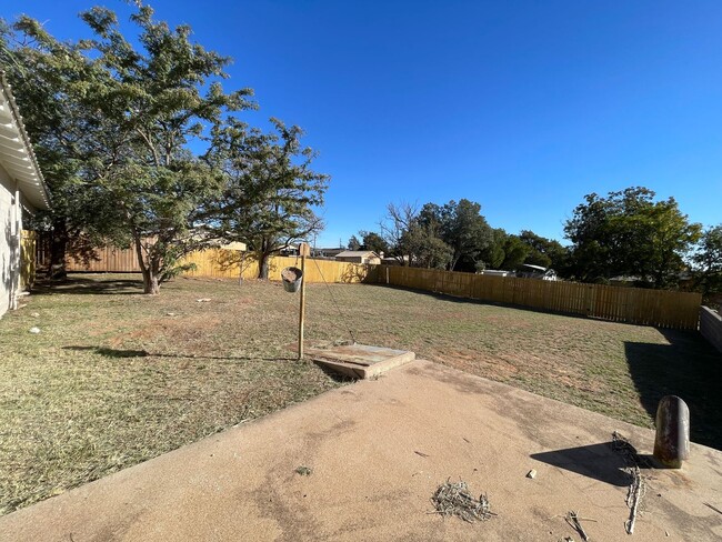 Building Photo - Sun-Kissed Snyder Retreat – Modern Comfort Meets Classic Charm