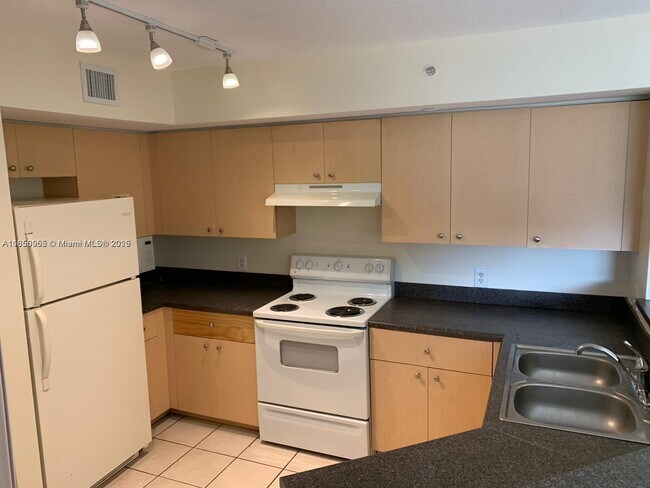 Building Photo - 4041 San Marino Blvd