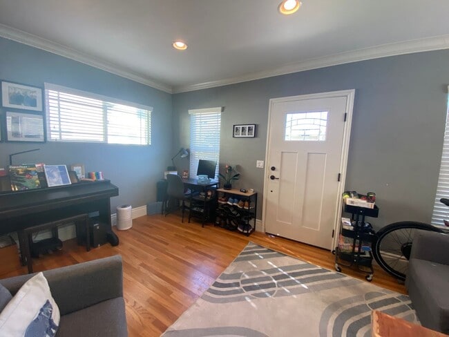Building Photo - 1BD/1BA Cottage Home at B Street Bungalows – Modern Luxury Meets Mission Style Charm!