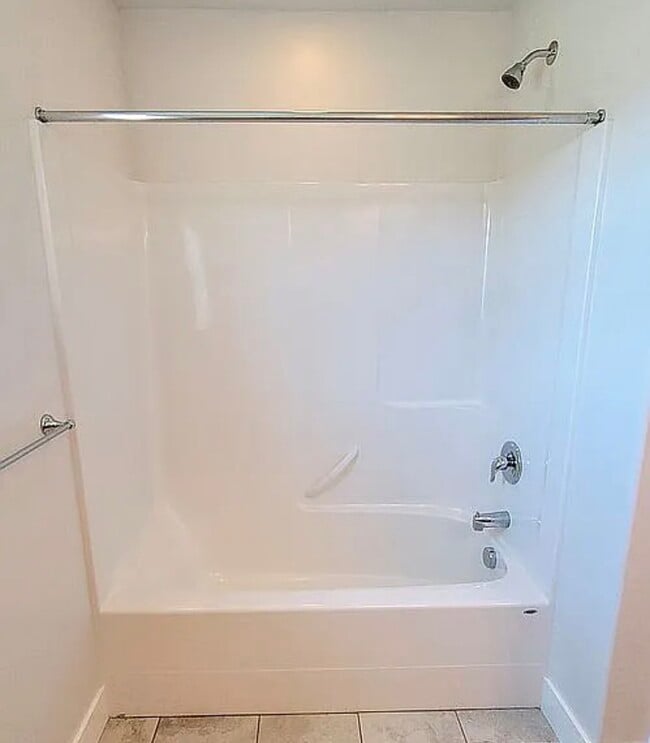 Building Photo - 651 N Pinebrook Rd