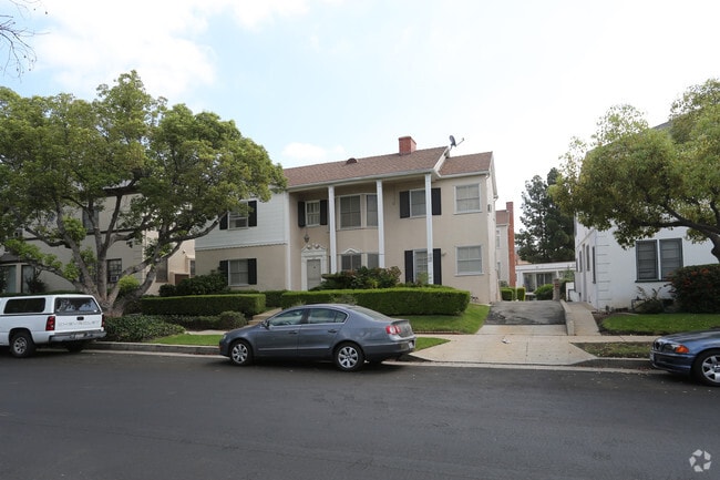 Building Photo - 618 Midvale