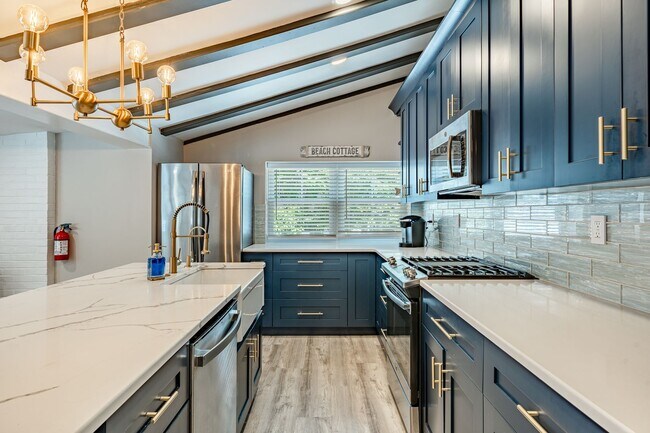 Building Photo - 5708 Park Blvd