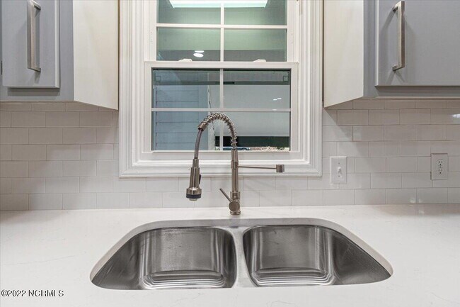 Building Photo - ADORABLE 3 BR | 1 BA Home in Dudley | Fully Renovated and Move-In Ready!