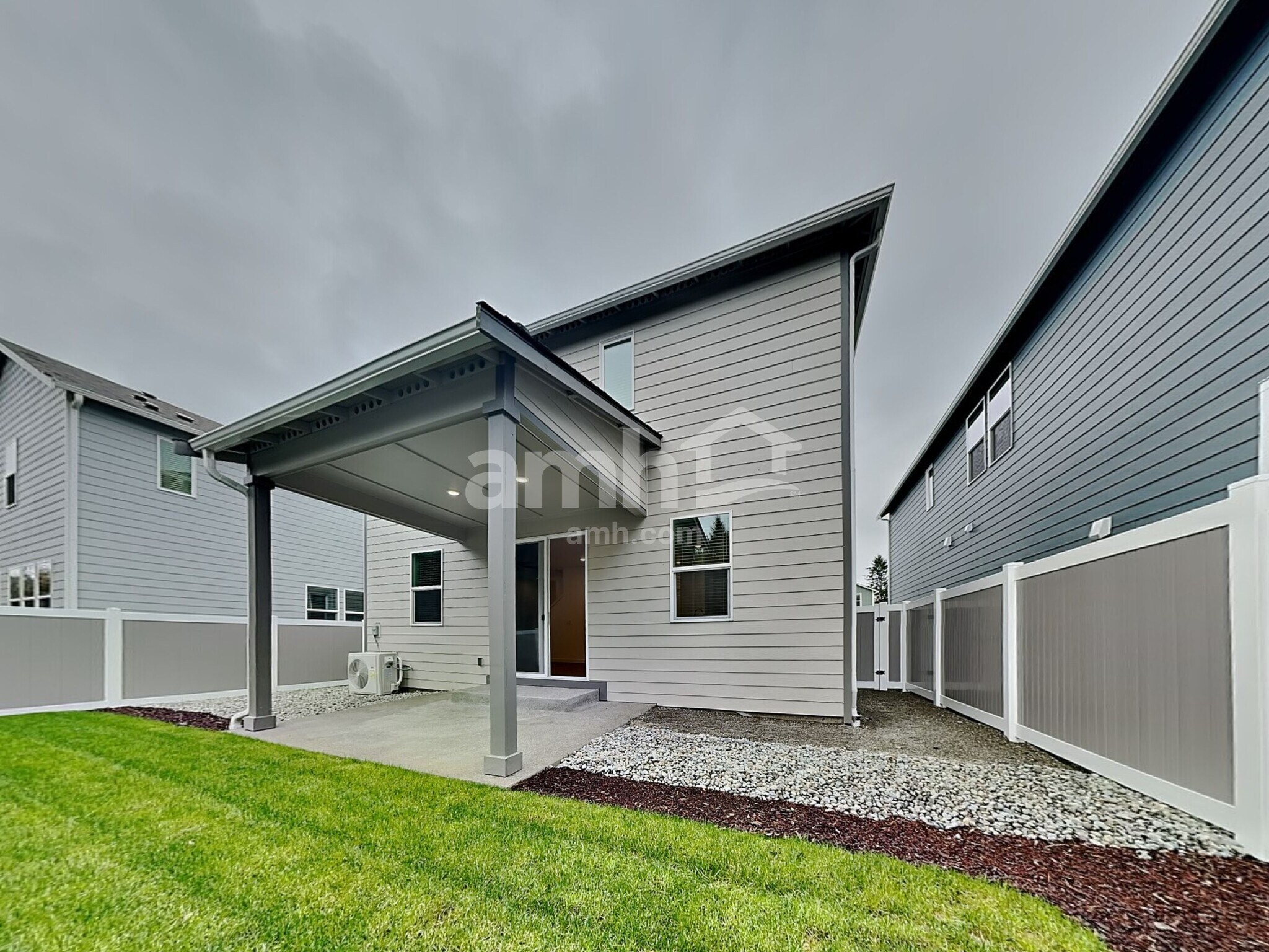 Building Photo - 5035 Washington St SE