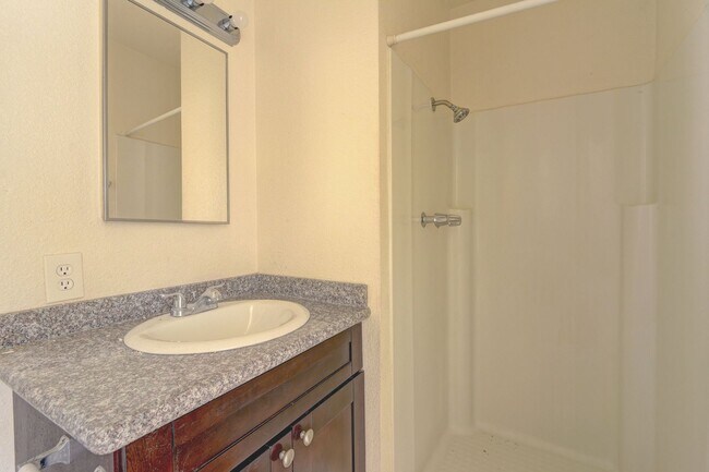 Building Photo - 3639 Kolendo Ct