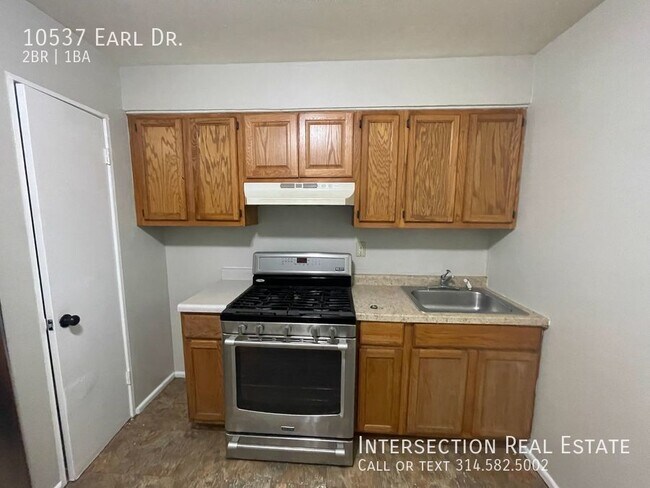 Building Photo - 10537 Earl Dr