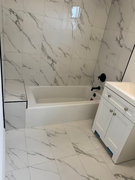 Building Photo - 2960 NW 187th St