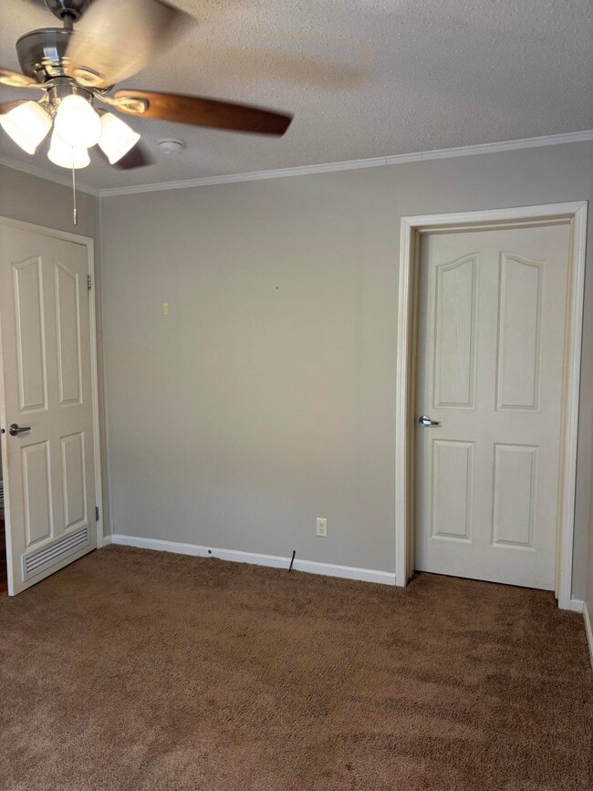 Building Photo - 6115 Dinkins Mill Rd