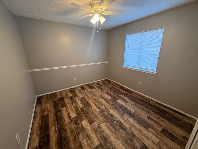 Building Photo - 2339 Autumn Springs Ln