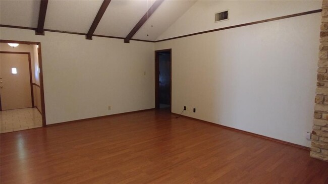 Building Photo - 3511 Monument Dr