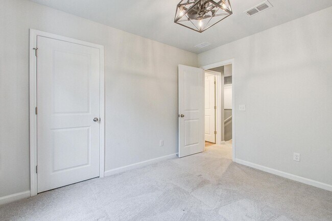 Building Photo - Beautiful Four Bedroom Home in Nexton