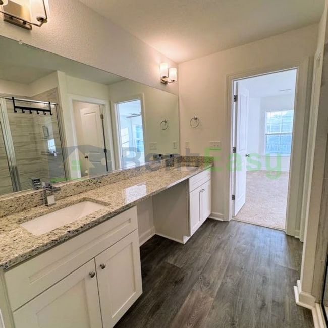 Building Photo - 1229 Parkley Dr