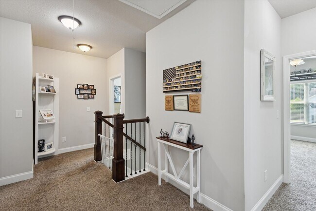 Building Photo - Spacious 4BR Home with Screened Porch & Fenced Yard in Effingham