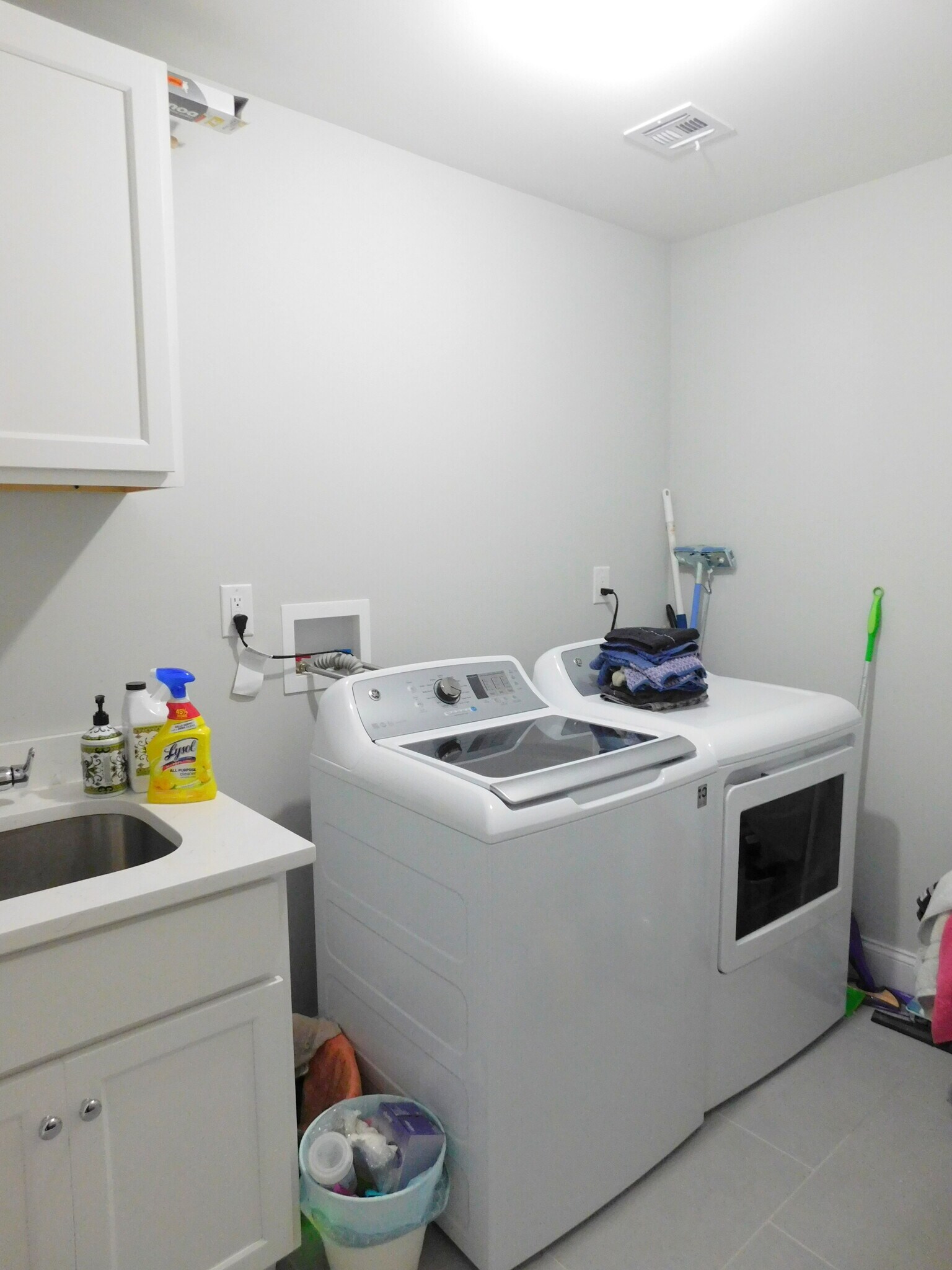 Laundry Rm - 10 Wardell Rd