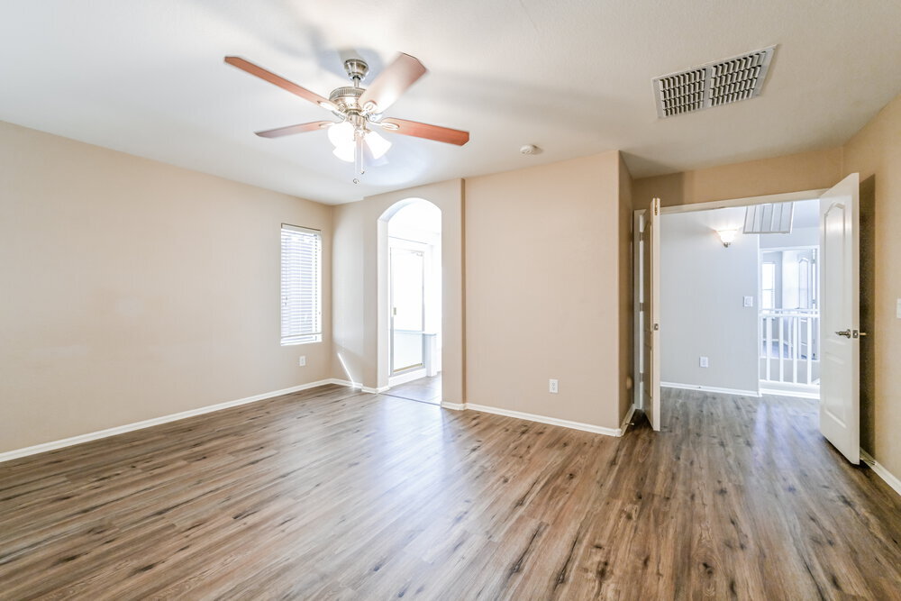 Building Photo - 28414 N 25th Ave