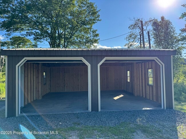 Building Photo - 131 Ball Pond Rd