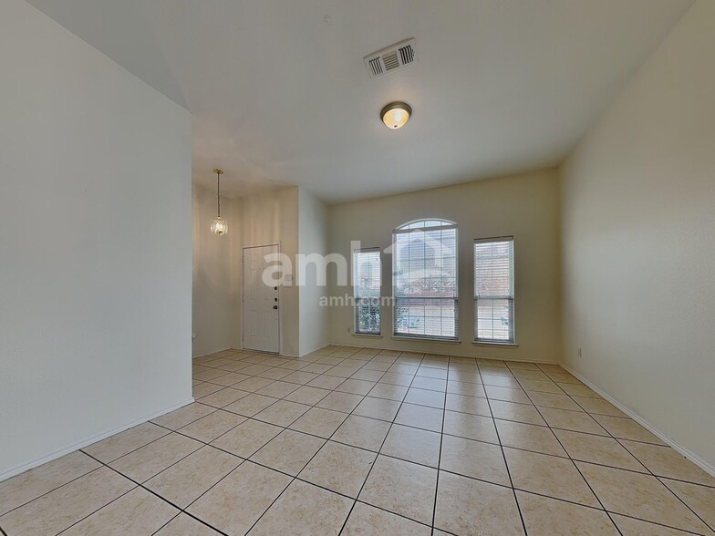 Building Photo - 7103 George Finger Rd