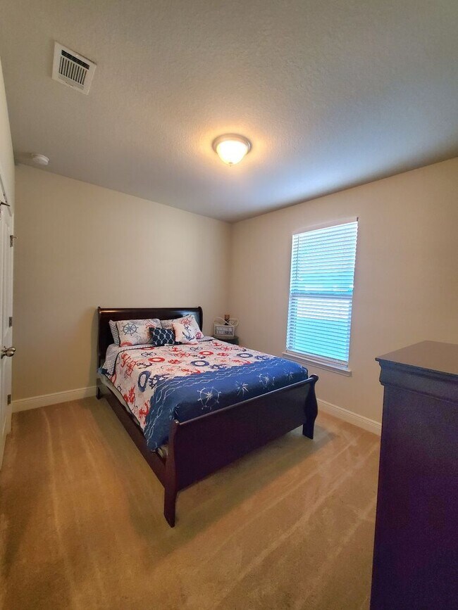 Building Photo - WOW! Incredible 3/2 Open Floor Plan home located in Desired Millview Estates III Subdivision.