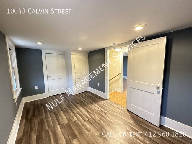 Building Photo - 10043 Calvin St