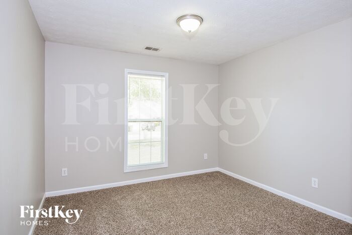Building Photo - 1776 Summit Creek Way