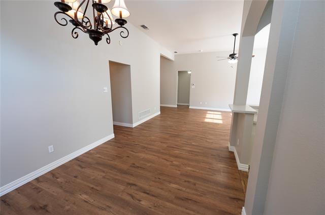 Building Photo - 8417 Falconet Cir