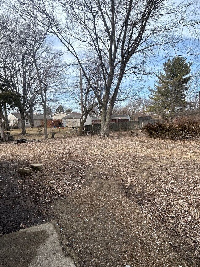 Building Photo - Recently renovated 3 bedroom home on the Southside of Lafayette