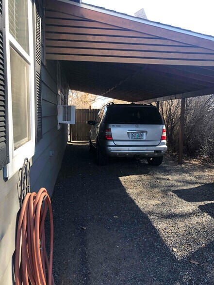 Building Photo - 126 SW 4th St