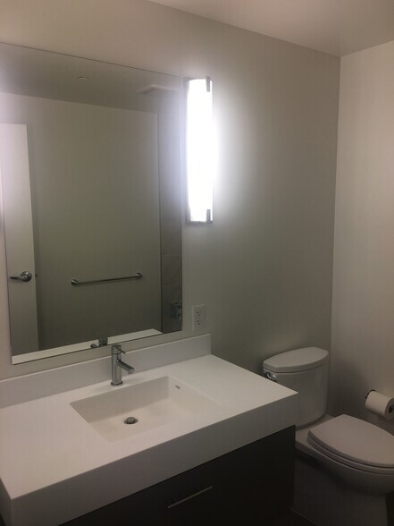 Building Photo - 51 Innes Ct