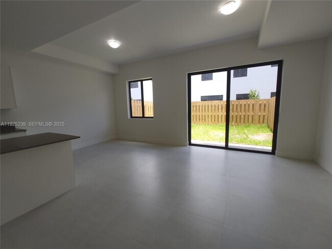 Building Photo - 34513 SW 191st Ave