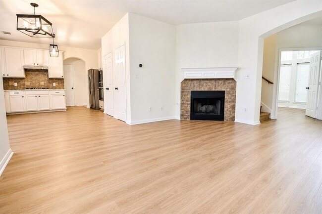 Building Photo - 4205 Bent Wood Ct