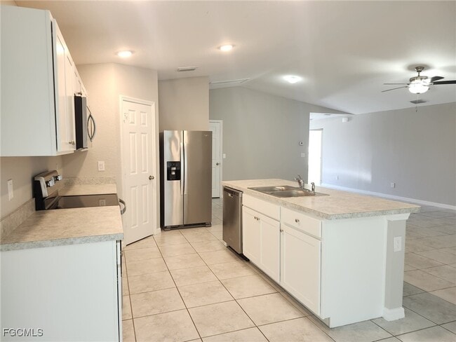 Building Photo - 2718 5th St SW