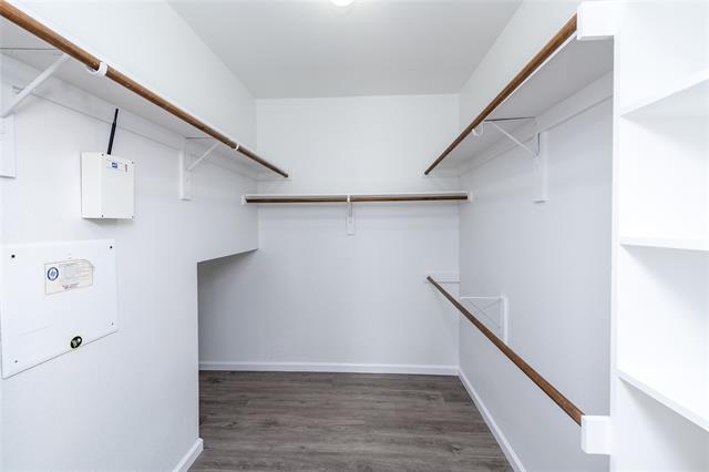 Building Photo - 13598 Valley Mills Dr