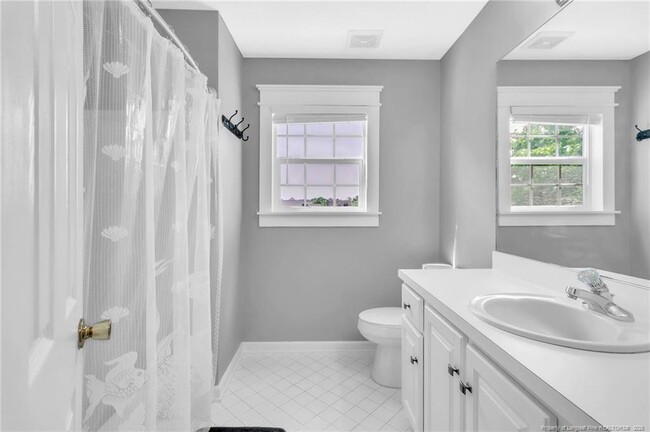 Building Photo - 6545 Ryefield Dr
