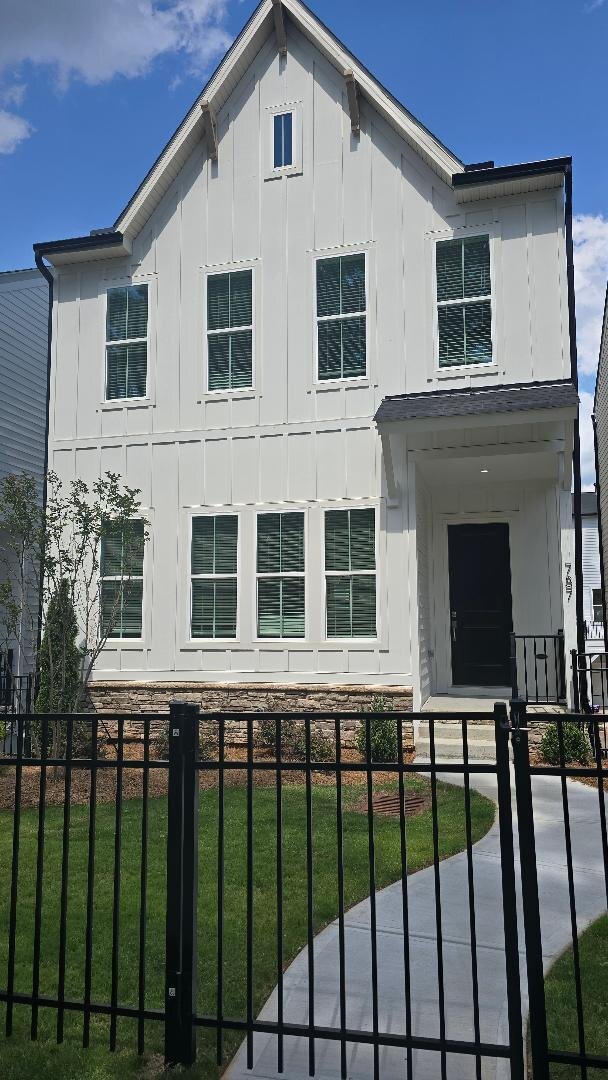 Building Photo - 787 Augusta Ave