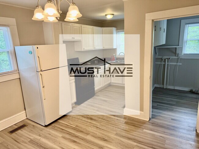 Building Photo - 515 Ridgeway Pl SW