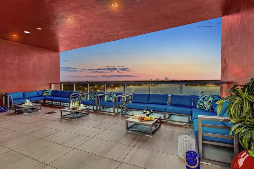 Building Photo - 777 N Ocean Dr