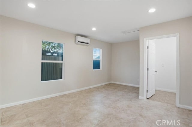 Building Photo - 7542 White Oak Ave
