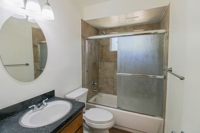 Building Photo - 1710 Huasna Dr
