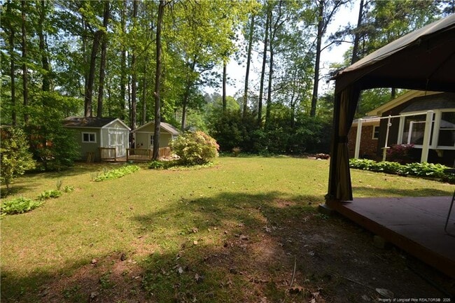 Building Photo - 806 Kingswood Dr